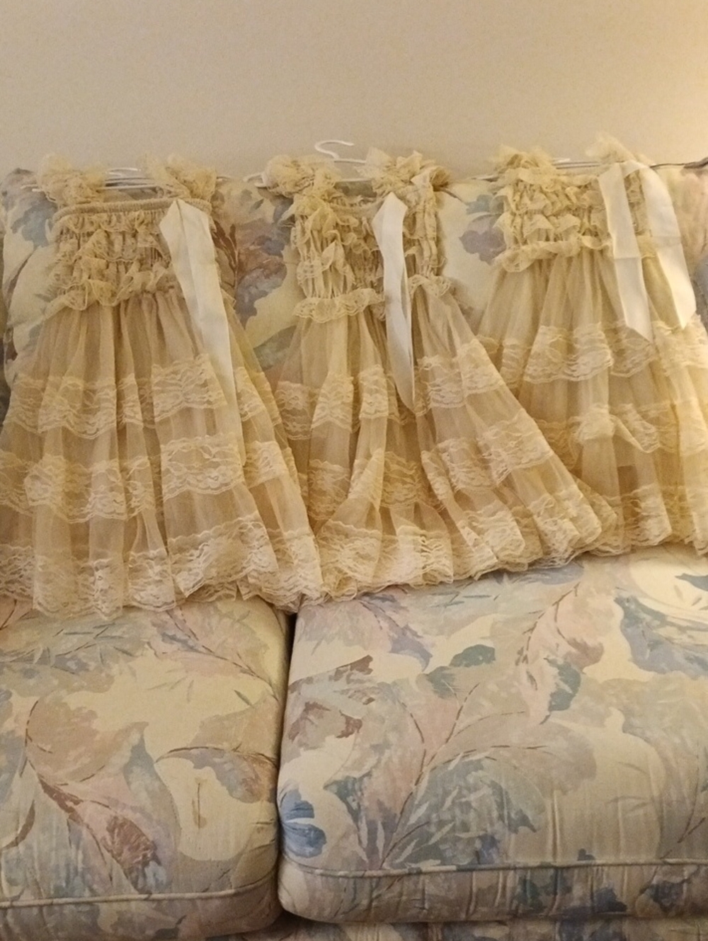 Elegant Cream Lace Kids Formal Dress